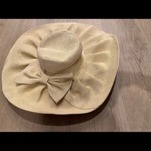 Wide brim floppy resort hat with bow women’s vacation essential